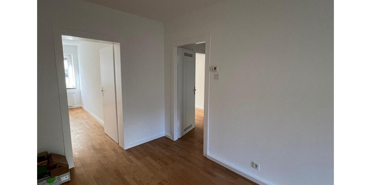 Etagenwohnung Essen Stadtbezirk II - 3.5 Zimmer, 63 m&sup2;, 775&euro; | Angebot:25920046