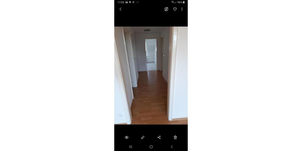 Dachgeschoßwohnung Essen Stadtbezirk II - 2.5 Zimmer, 55 m&sup2;, 600&euro; | Angebot:24826575