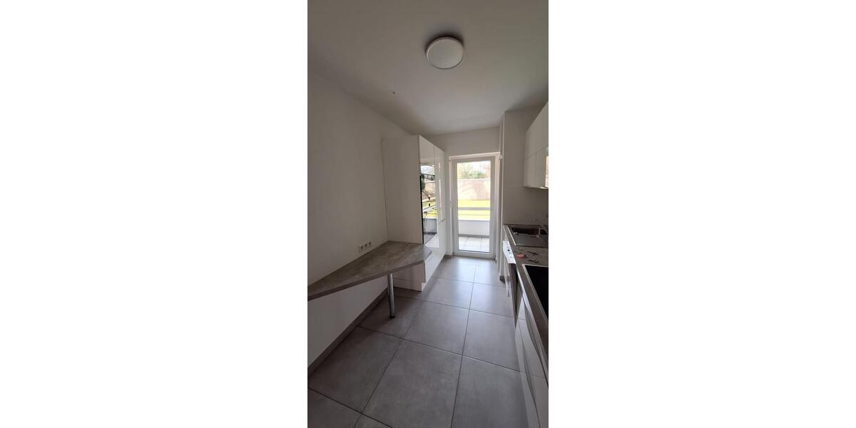 Etagenwohnung Mülheim an der Ruhr Broich - 2 Zimmer, 76 m&sup2;, 950&euro; | Angebot:25803679