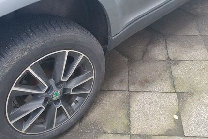 Skoda Yeti 102.450 km 9.500 &euro; Bochum 44892