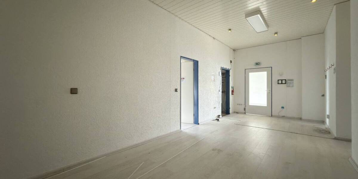 Gewerbeobjekt Oberhausen Lirich-Nord - 4 Zimmer, 995&euro; | Angebot:26572489