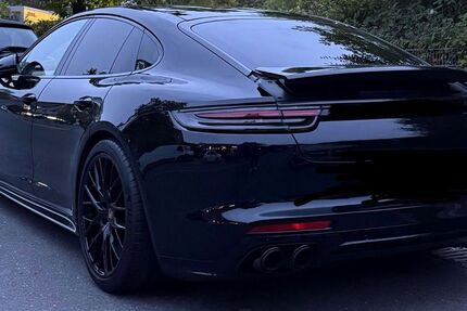 Porsche Panamera 140.049 km 50.990 &euro; Mülheim an der Ruhr 45470