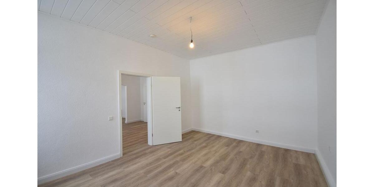 Etagenwohnung Essen Stadtbezirk VI - 3 Zimmer, 84 m&sup2;, 745&euro; | Angebot:19797276