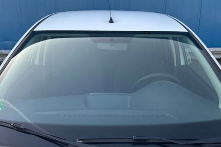 Dacia Sandero 123.203 km 4.700 &euro; Oberhausen 46149