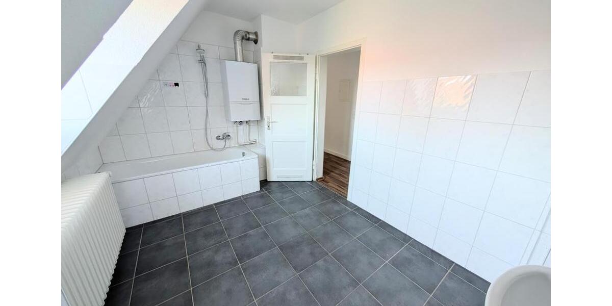 Dachgeschoßwohnung Marl Alt-Marl - 2 Zimmer, 61 m&sup2;, 425&euro; | Angebot:25335350
