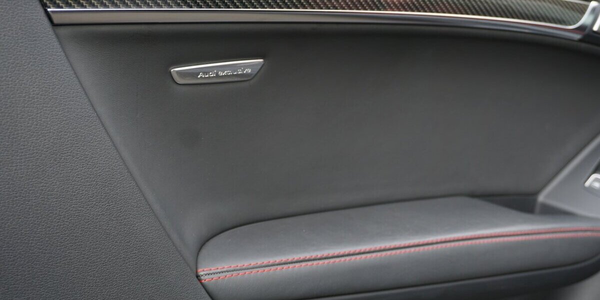 Audi RS5 4.2 quattro B&O MMI 280km/h Carbon Exklusiv 47.641 km 58.900 &euro; Wuppertal 42327