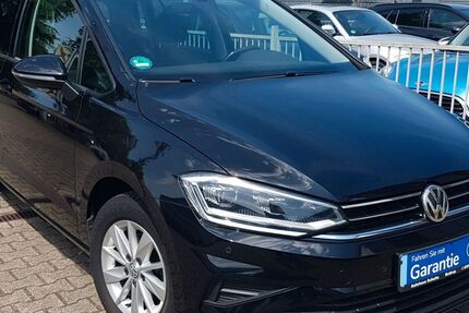 VW Golf Sportsvan 74.337 km 11.945 &euro; Bottrop 46240