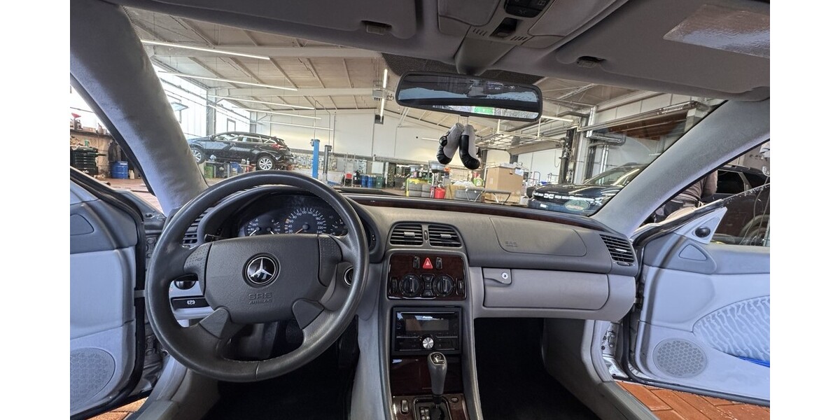 Mercedes-Benz CLK 230 247.000 km 2.000 &euro; Wuppertal 42275