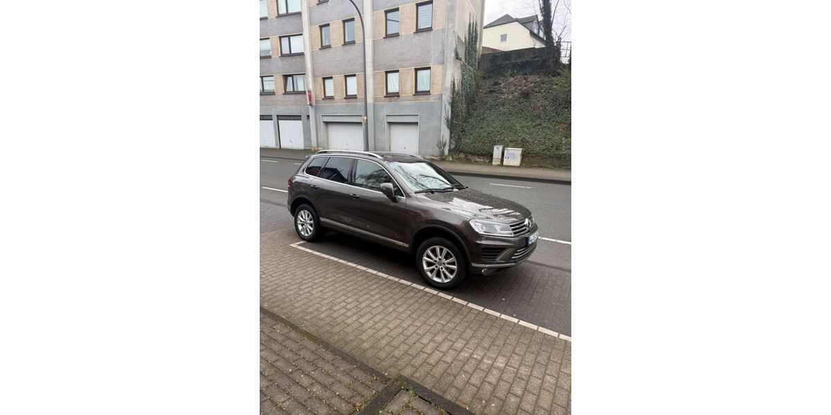 VW Touareg 171.300 km 21.700 &euro; Wuppertal 42369