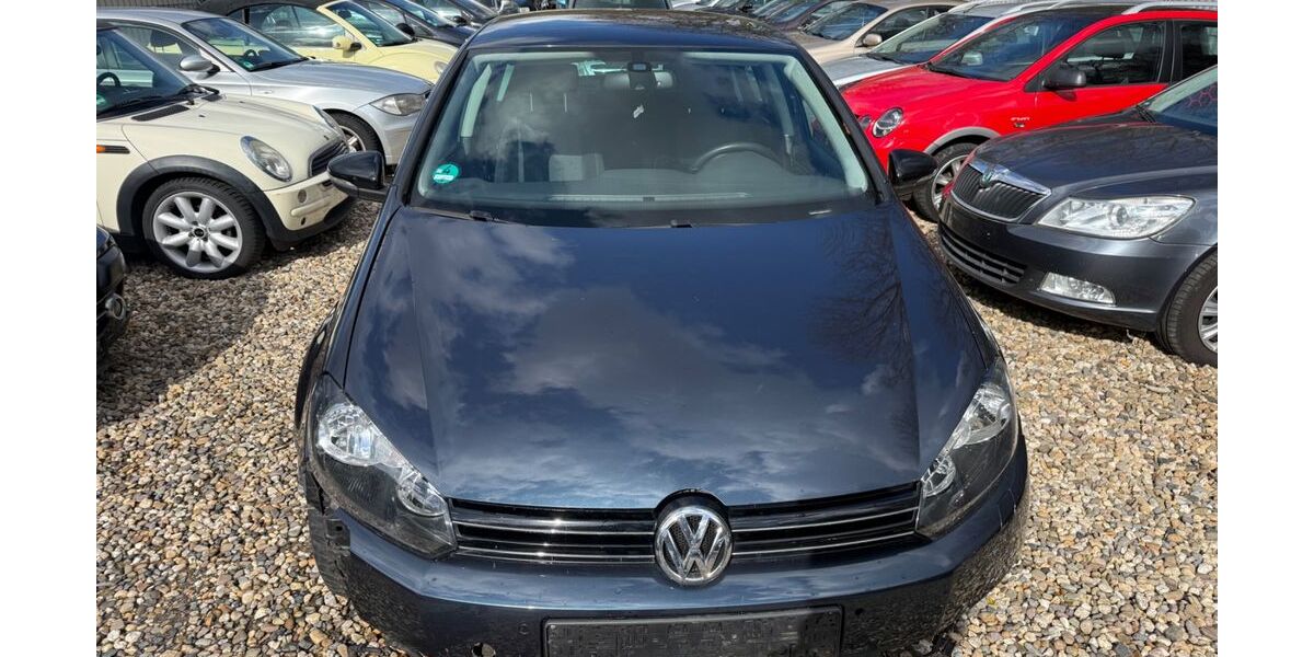 VW Golf 269.000 km 2.000 &euro; Essen 45326