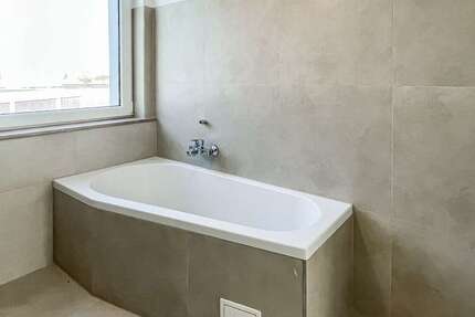 Wohnung Bochum Innenstadt - 3 Zimmer, 88 m&sup2;, 800&euro; | Angebot:26018520