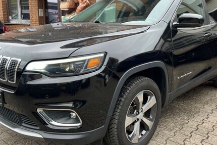 Jeep Cherokee 73.000 km 17.900 &euro; Bochum 44793