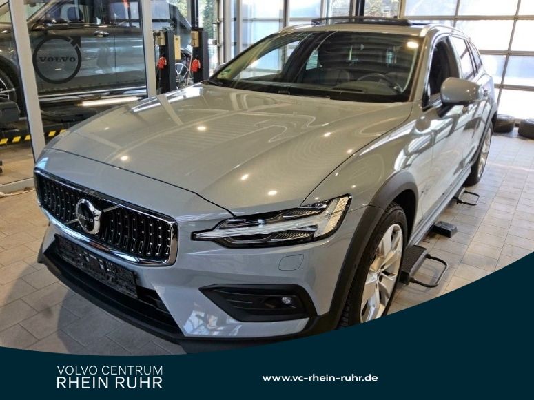 Volvo V60 Cross Country 24.059 km 39.990 &euro; Essen-Kray 45309