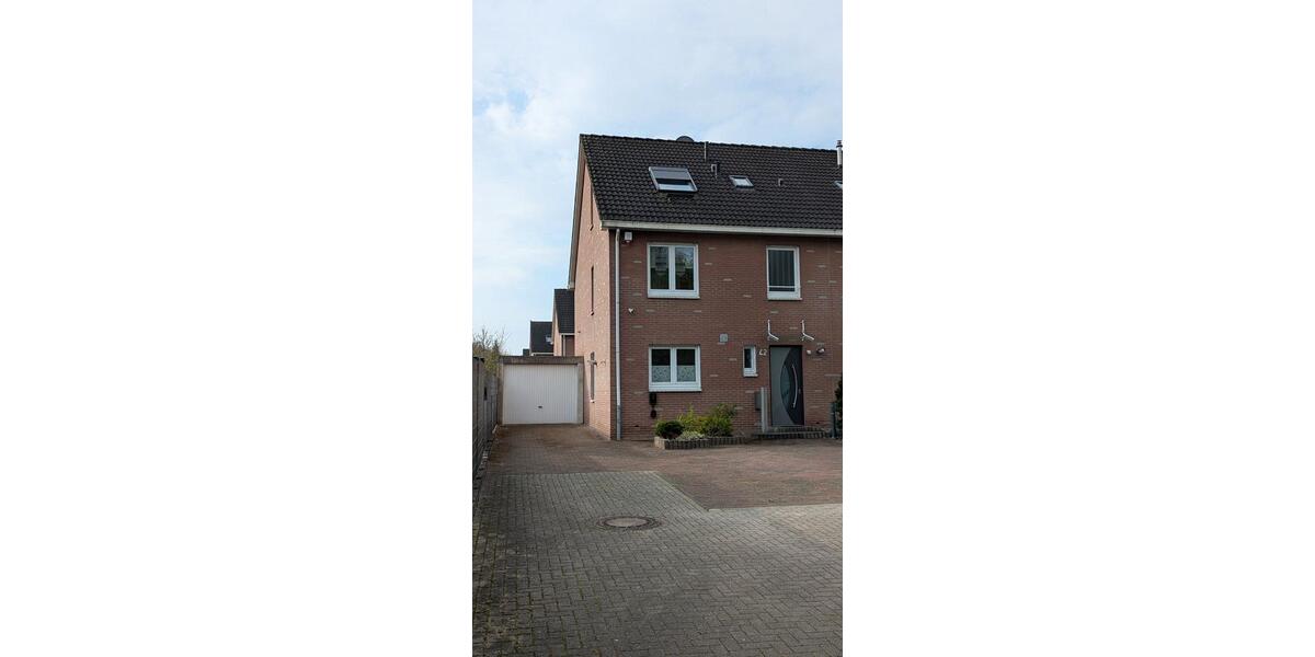 Reihenhaus Essen Stadtbezirk VI - 5 Zimmer, 132 m&sup2;, 465.000&euro; | Angebot:26042635