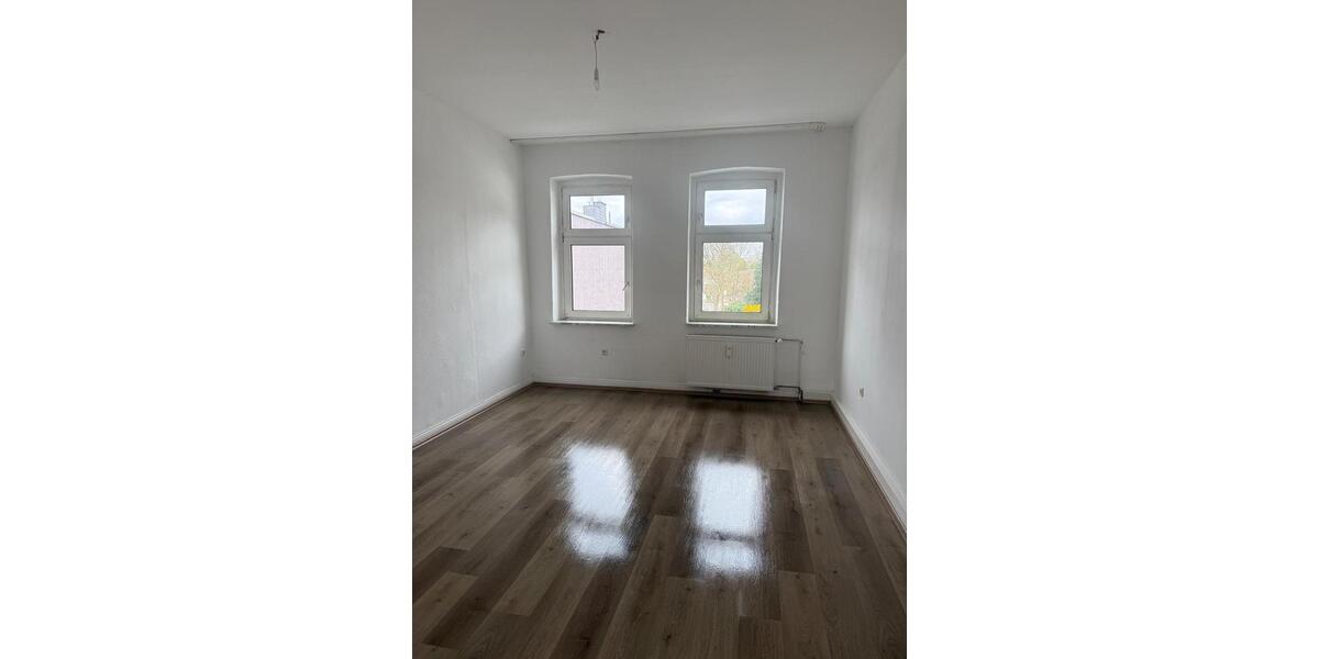 Etagenwohnung Castrop-Rauxel Bladenhorst - 3 Zimmer, 70 m&sup2;, 650&euro; | Angebot:25893519