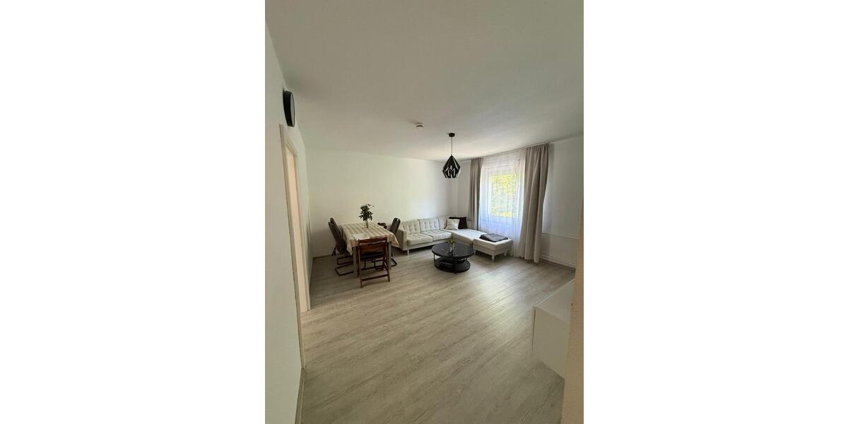 Etagenwohnung Velbert Langenberg - 4 Zimmer, 95 m&sup2;, 700&euro; | Angebot:25893203