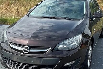 Opel Astra 208.000 km 3.999 &euro; Essen 45356