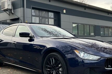 Maserati Ghibli 96.000 km 19.900 &euro; Essen 45356
