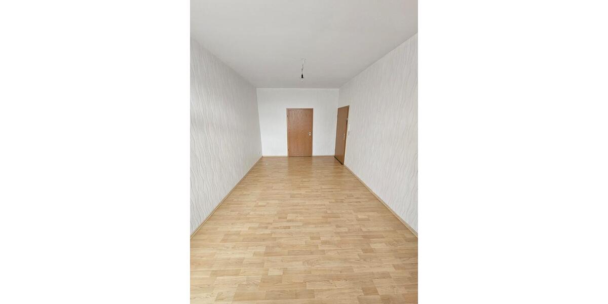 Erdgeschoßwohnung Essen Stadtbezirk VI - 1.5 Zimmer, 32 m&sup2;, 305&euro; | Angebot:25965160