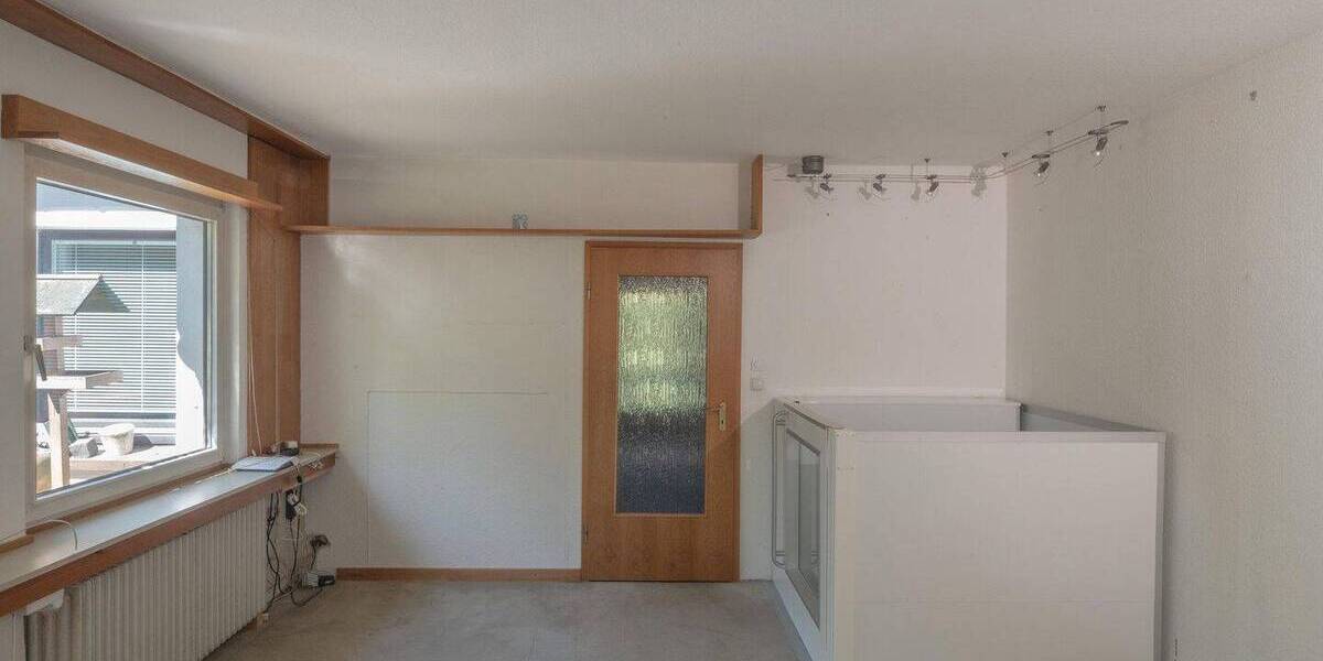 Einfamilienhaus Essen Bergerhausen - 8 Zimmer, 180 m&sup2;, 440.000&euro; | Angebot:26583846