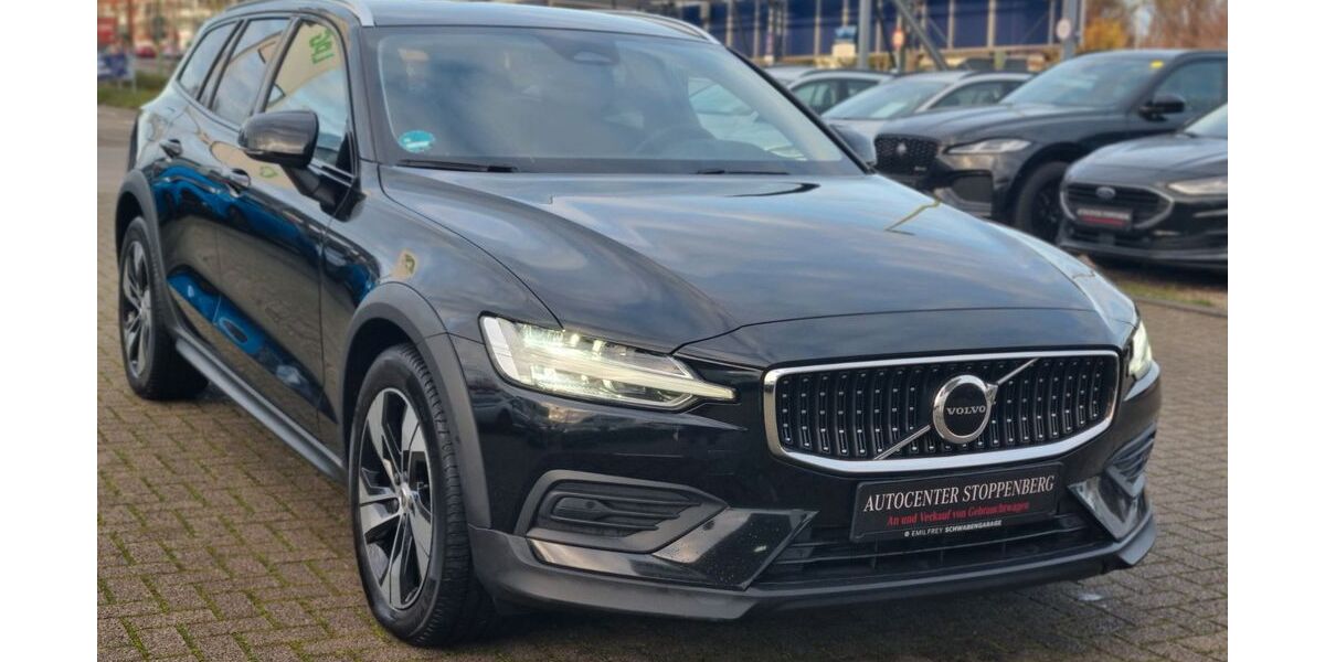 Volvo V60 Cross Country 158.900 km 24.990 &euro; Essen 45141
