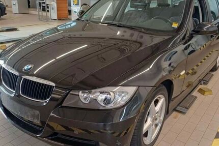 BMW 318 105.000 km 6.999 &euro; Bottrop 46236