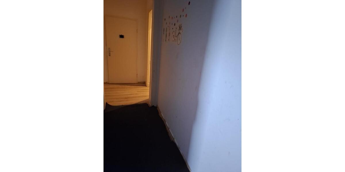 Etagenwohnung Wuppertal Gemarkung Langerfeld - 4.5 Zimmer, 135 m&sup2;, 1.330&euro; | Angebot:25580128