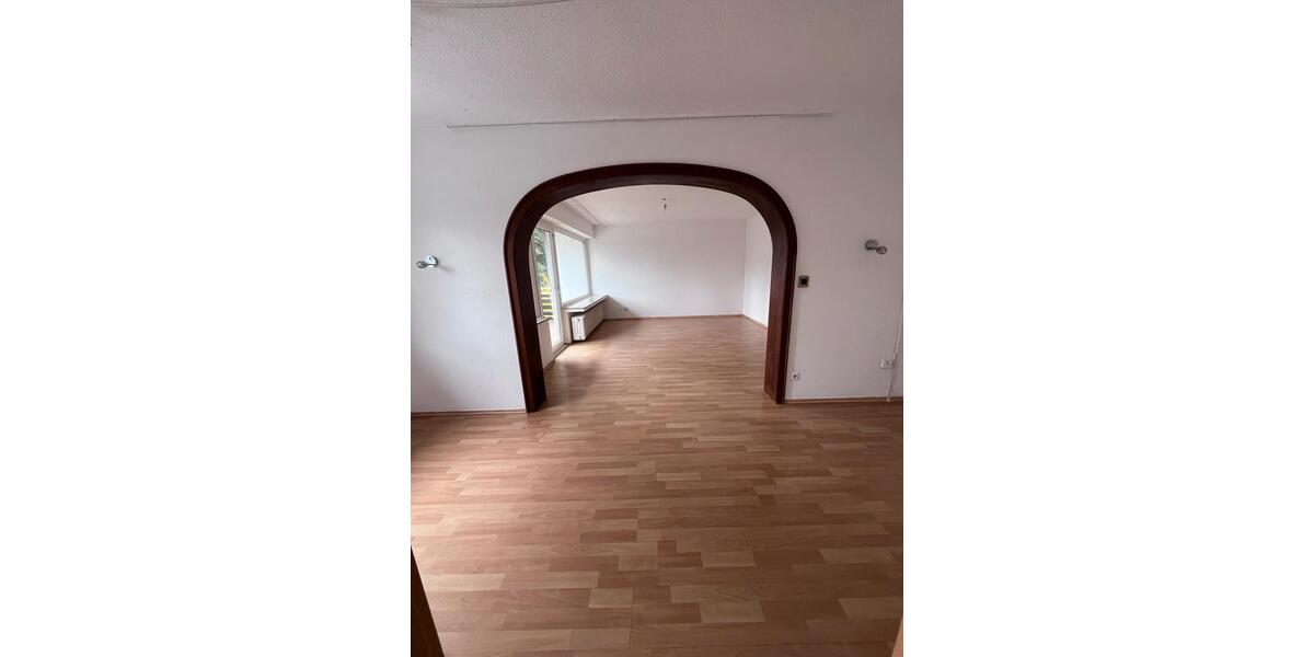 Hochparterre Wuppertal Gemarkung Langerfeld - 3 Zimmer, 81 m&sup2;, 900&euro; | Angebot:25891437