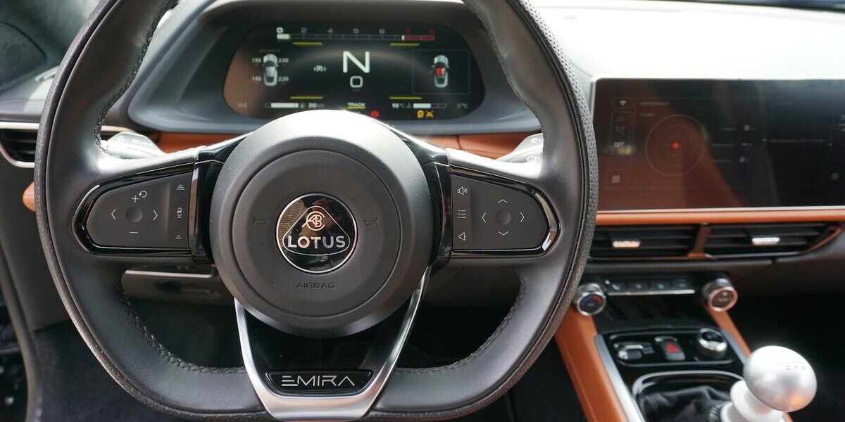 Lotus Emira V6 First Edition Leder Carplay Kamera 9.589 km 86.500 &euro; Wuppertal 42327