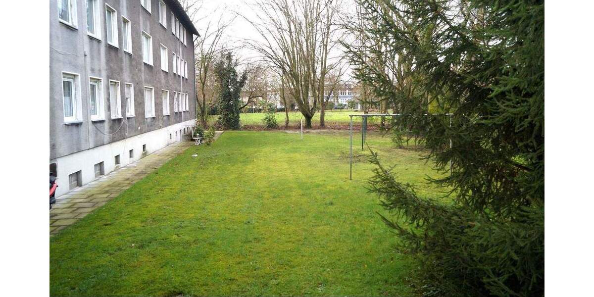 Etagenwohnung Gelsenkirchen Ückendorf - 2 Zimmer, 62 m&sup2;, 400&euro; | Angebot:25679213