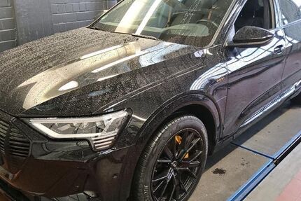 Audi e-tron 51.561 km 33.560 &euro; Hagen 58091
