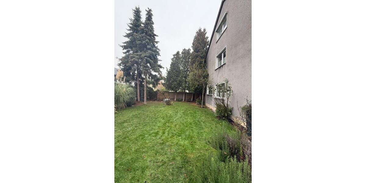 Erdgeschoßwohnung Dortmund Brackel - 3 Zimmer, 110 m&sup2;, 1.600&euro; | Angebot:24420094