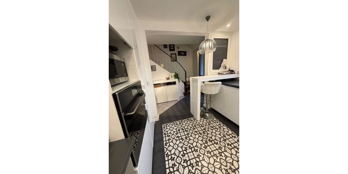 Provisionsfrei* Ein Zuhause zum Wohlfühlen - gepflegtes Reihenendhaus in ruhiger Lage - Reihenhaus Essen Stadtbezirk IV | Angebot:26927285