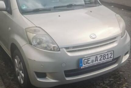 Daihatsu Sirion 95.000 km 2.999 &euro; gelsenkirchen 45888