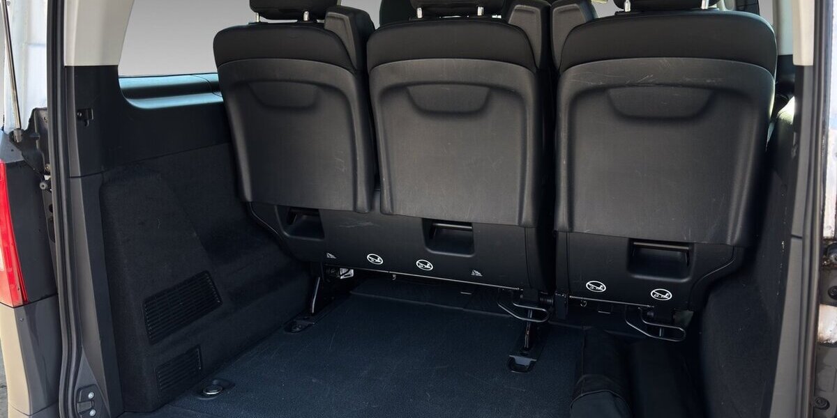 Mercedes-Benz Vito Pro 114 CDI lang Tourer Kamera Autom Navi 128.382 km 25.900 &euro; Wuppertal 42327