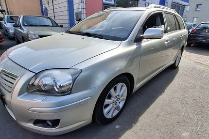 Toyota Avensis 218.400 km 3.990 &euro; Dortmund 44339