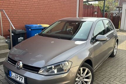 VW Golf 205.000 km 8.900 &euro; Essen 45327