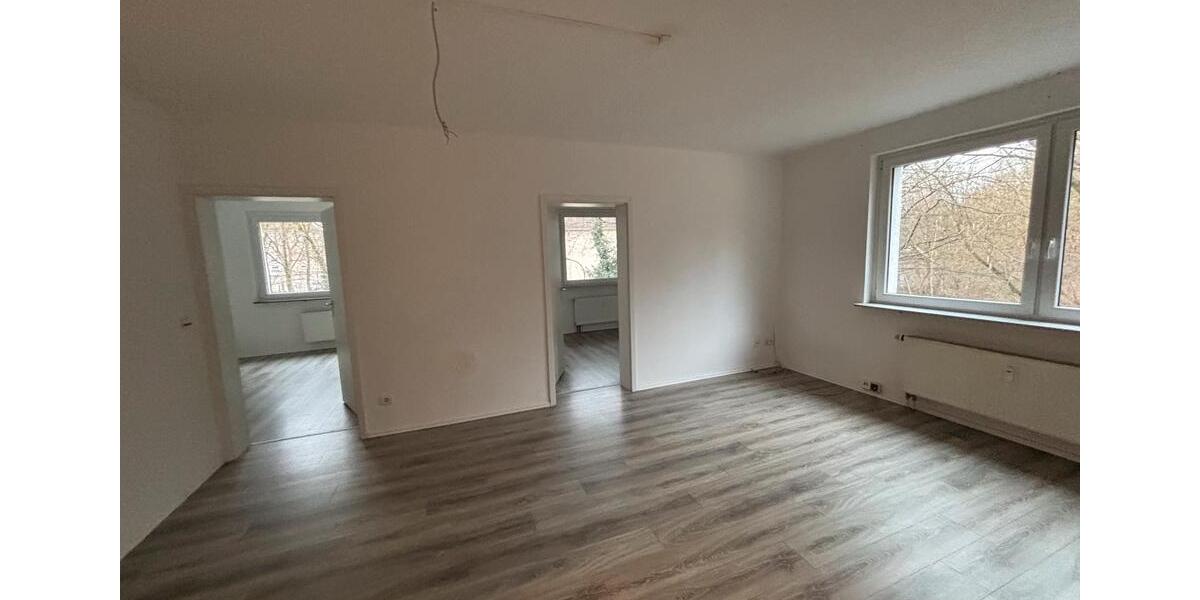 Etagenwohnung Bochum Bochum-Mitte - 4 Zimmer, 80 m&sup2;, 650&euro; | Angebot:24685207