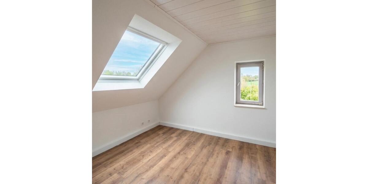 Dachgeschoßwohnung Dortmund Hombruch - 4 Zimmer, 70 m&sup2;, 900&euro; | Angebot:25882842