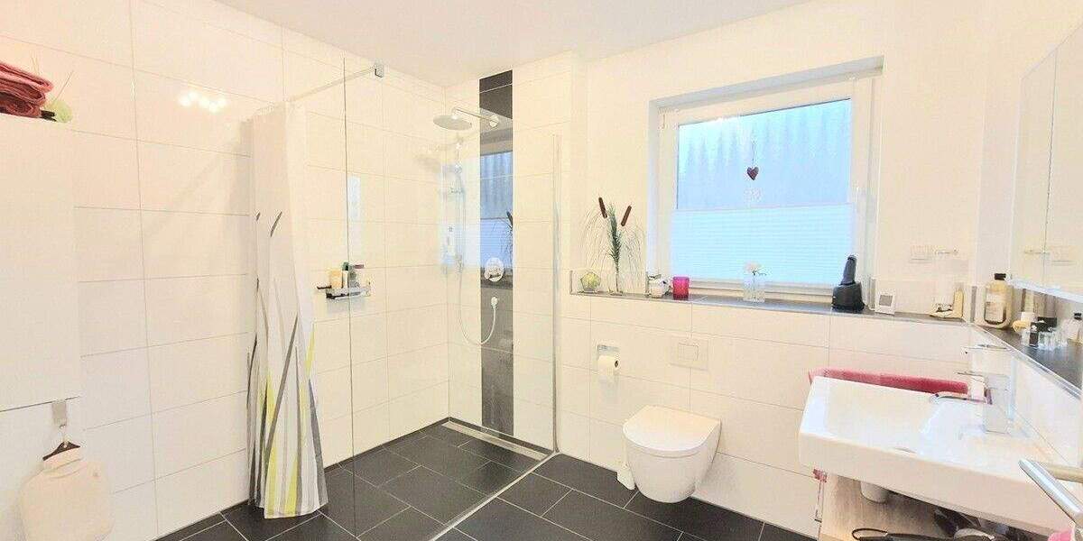 Großzügige, moderne und barrierefreie Eigentumswohnung mit Südbalkon in Recklinghausen-Hochlar! - Etagenwohnung Recklinghausen Hochlar | Angebot:25361137