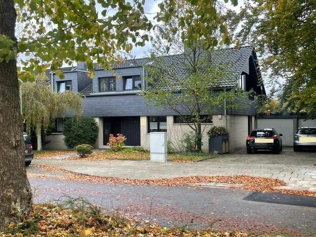 Etagenwohnung Essen Stadtbezirk III - 4.5 Zimmer, 127 m&sup2;, 379.000&euro; | Angebot:25379749