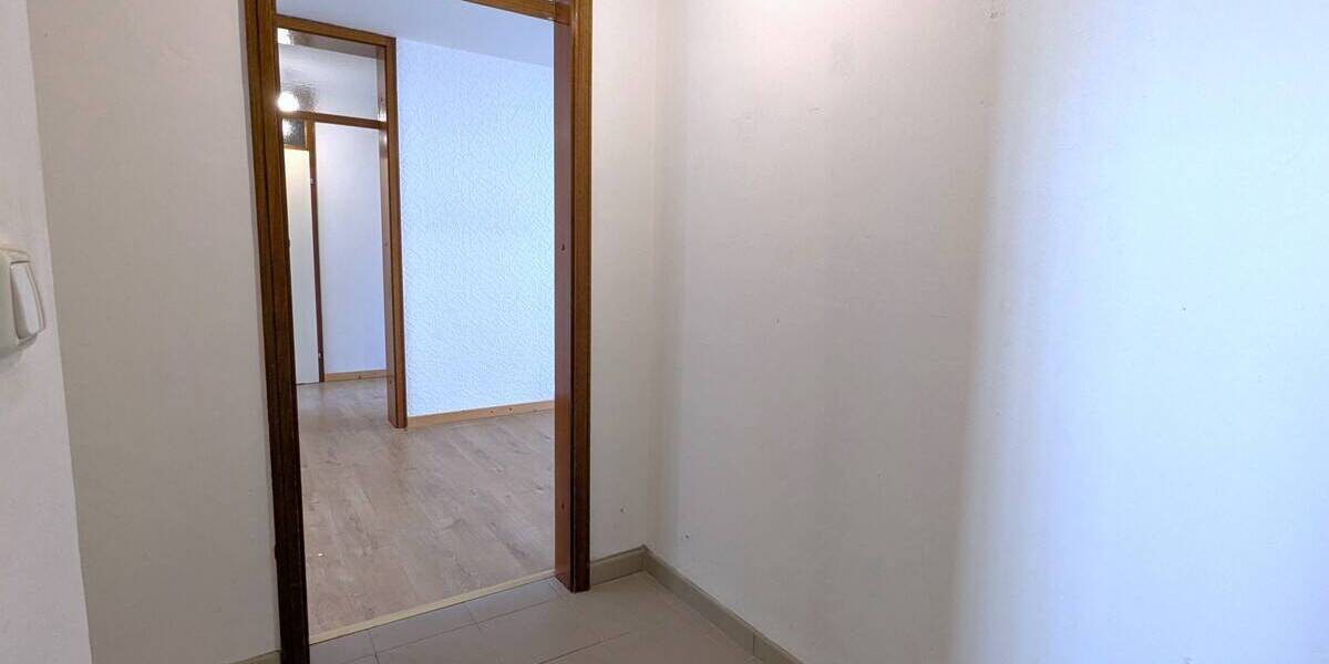Etagenwohnung Bochum Querenburg - 3 Zimmer, 83 m&sup2;, 700&euro; | Angebot:26778888