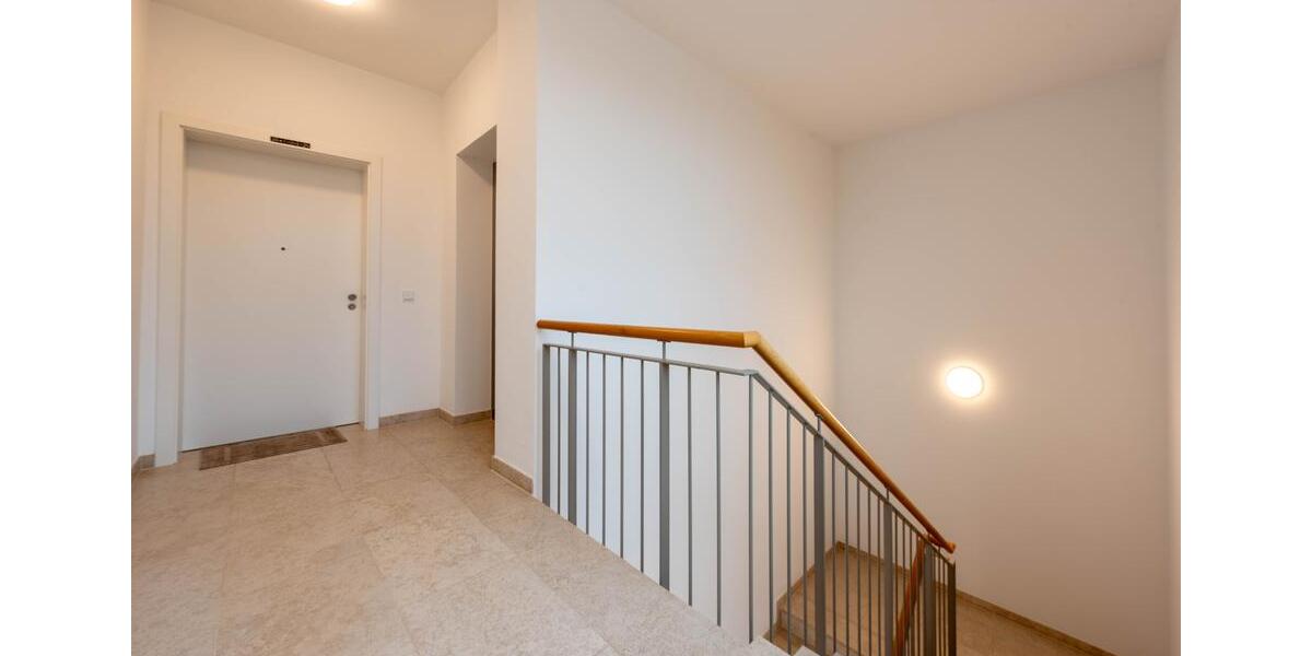 Einfamilienhaus Essen Stadtbezirk IX - 3 Zimmer, 206 m&sup2;, 3.400&euro; | Angebot:23148191