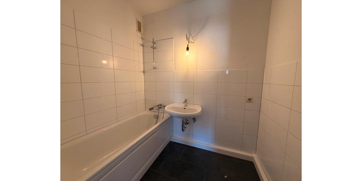 Etagenwohnung Dortmund Mengede - 3 Zimmer, 76 m&sup2;, 380&euro; | Angebot:24821837