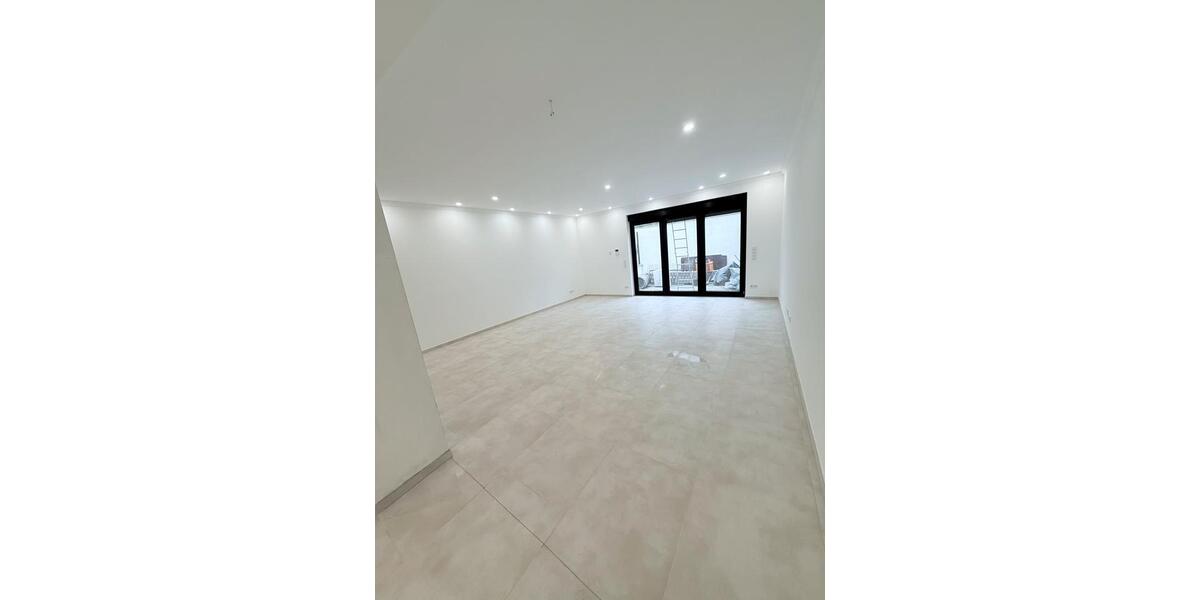 Erdgeschoßwohnung Wuppertal Gemarkung Langerfeld - 2 Zimmer, 82 m&sup2;, 850&euro; | Angebot:25874684