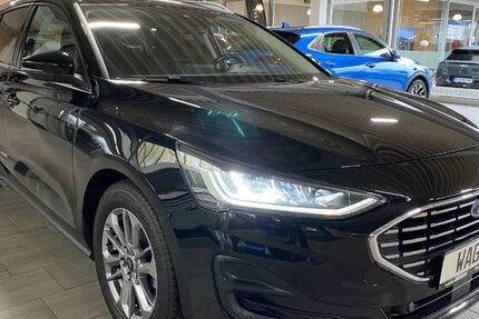 Ford Focus 96.359 km 13.490 &euro; Gladbeck 45968