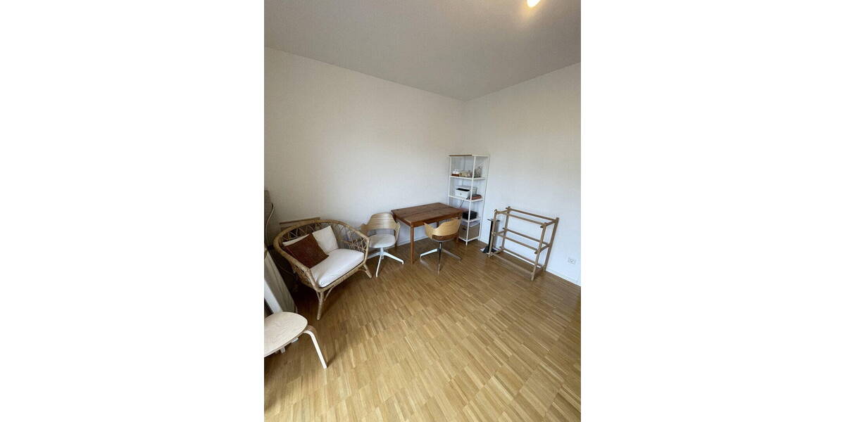 Etagenwohnung Dortmund Hörde - 3 Zimmer, 90 m&sup2;, 1.445&euro; | Angebot:26695018