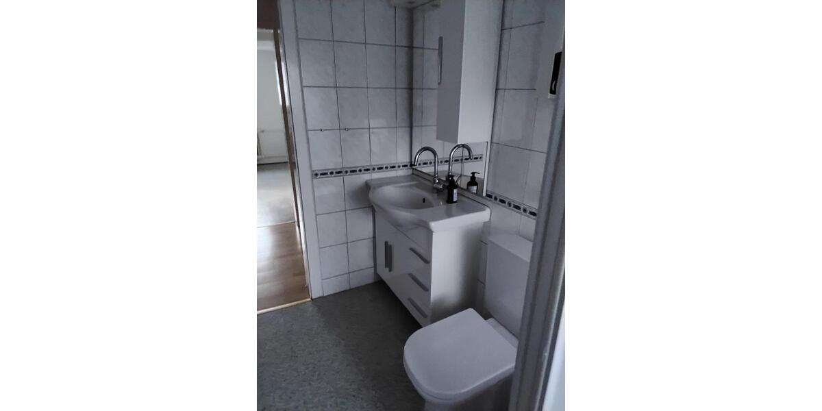 Dachgeschoßwohnung Essen Stadtbezirk III - 2.5 Zimmer, 70 m&sup2;, 650&euro; | Angebot:25055788