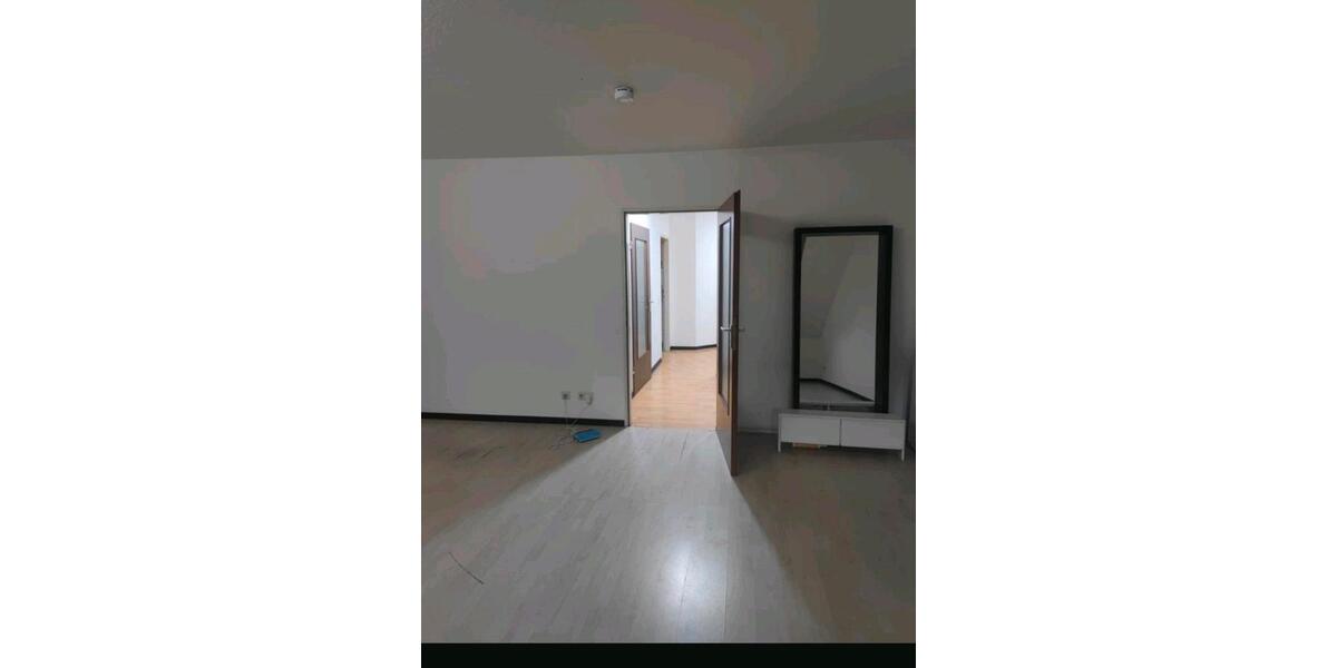 Hochparterre Ennepetal - 3.5 Zimmer, 95 m&sup2;, 650&euro; | Angebot:25831684