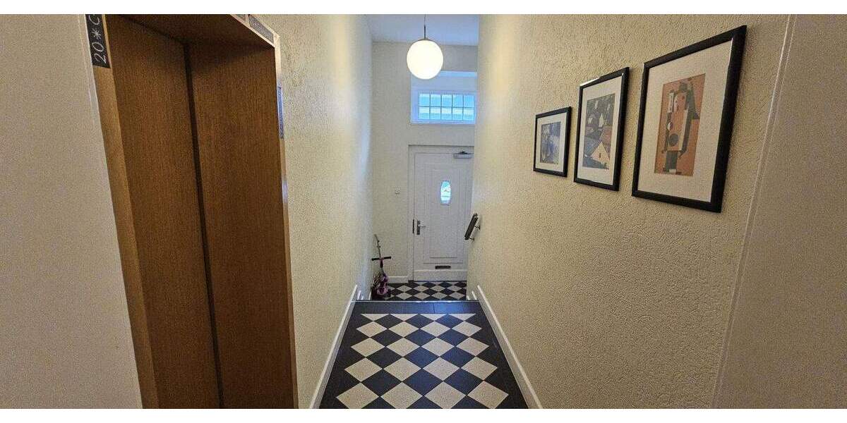 Etagenwohnung Essen Huttrop - 3 Zimmer, 87 m&sup2;, 250.000&euro; | Angebot:25687107